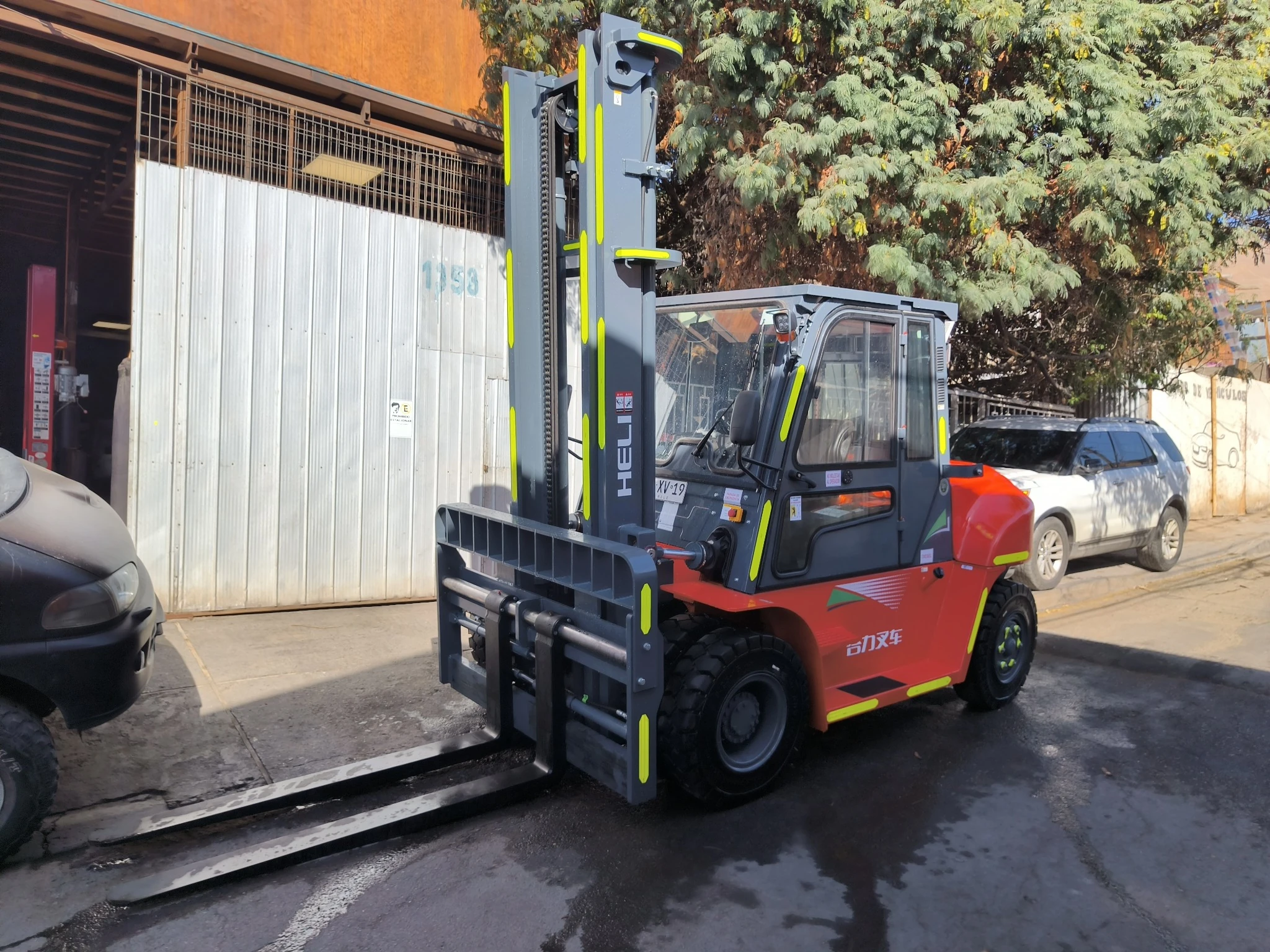 servicio industrial con grúa horquilla